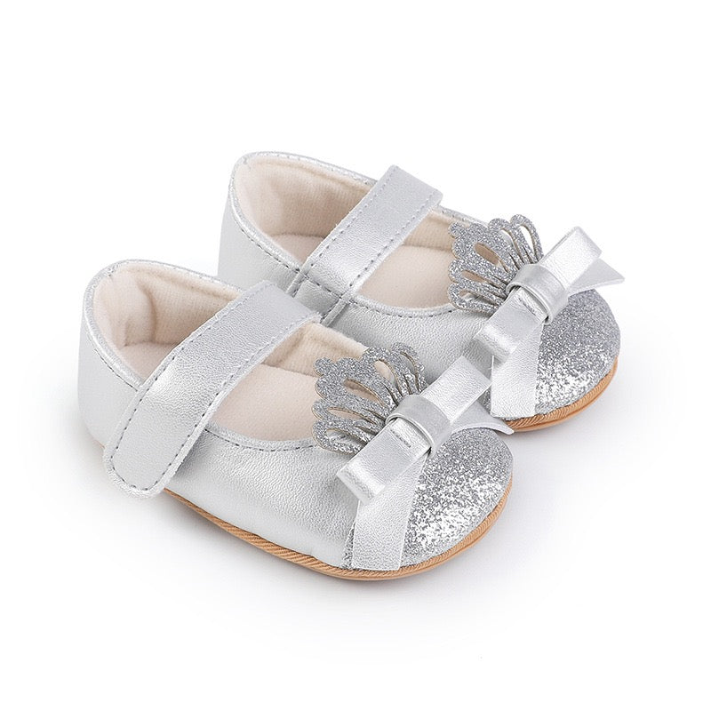 Baby pre-walker leather princess shoes with crown