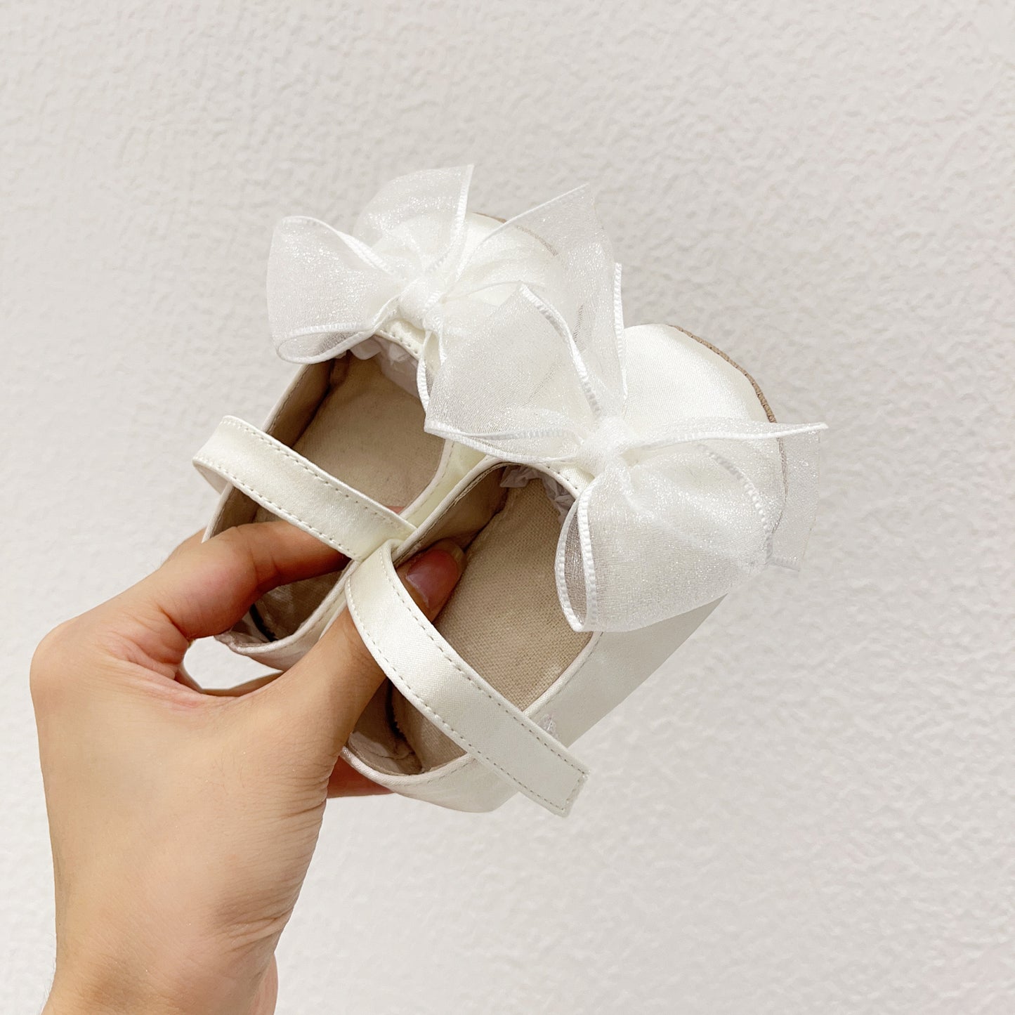 Elegant Baby pre-walker leather shoes with tulle bow knot