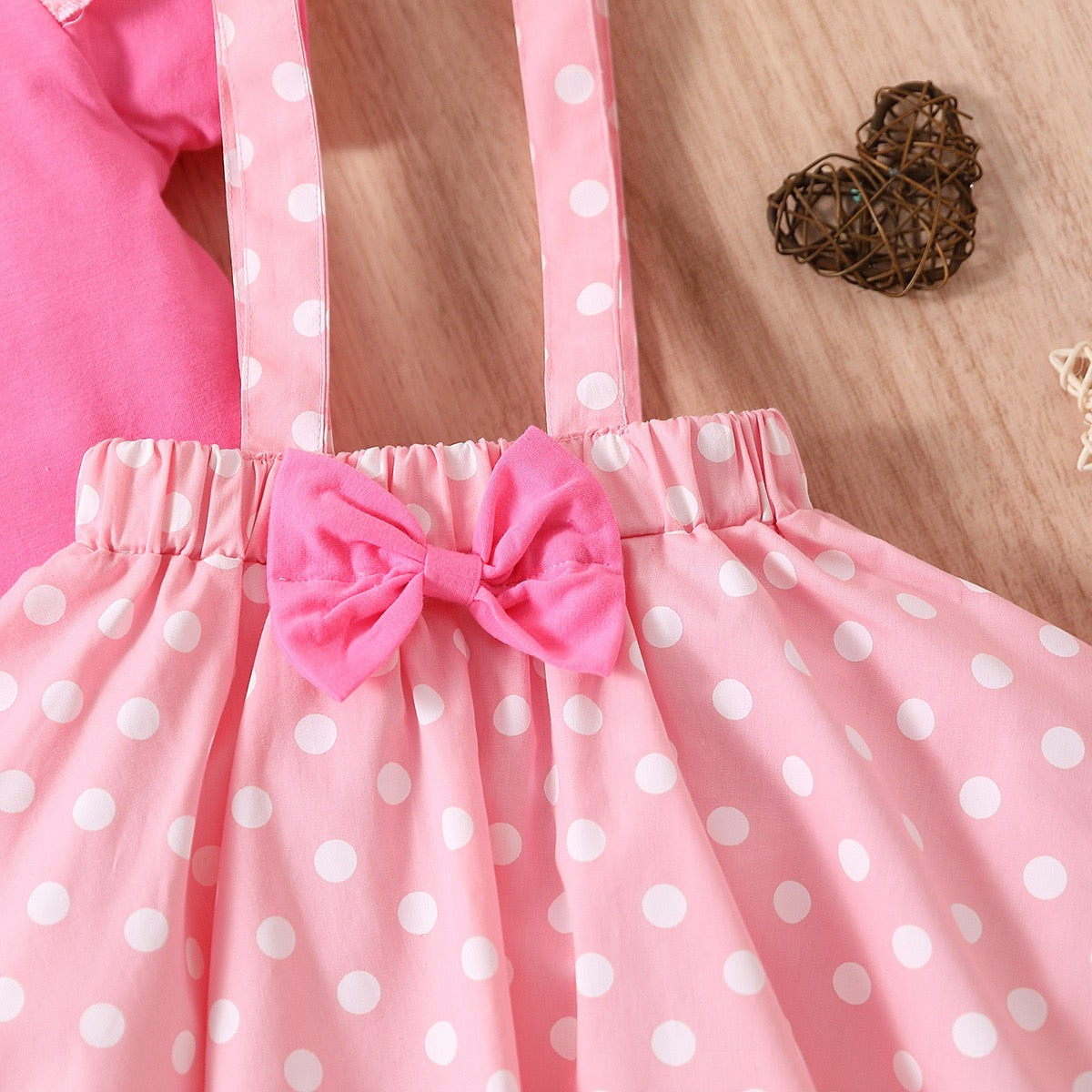 طقم ميني ماوس 3 قطع تي شيرت + تنورة البينك+ توكة