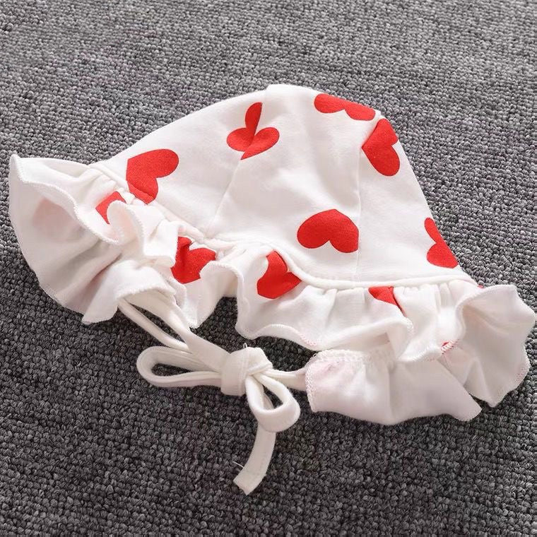 طقم مكون من 3 قطع رومبير أطفال + قبعة +كولون على شكل قلب أحمر