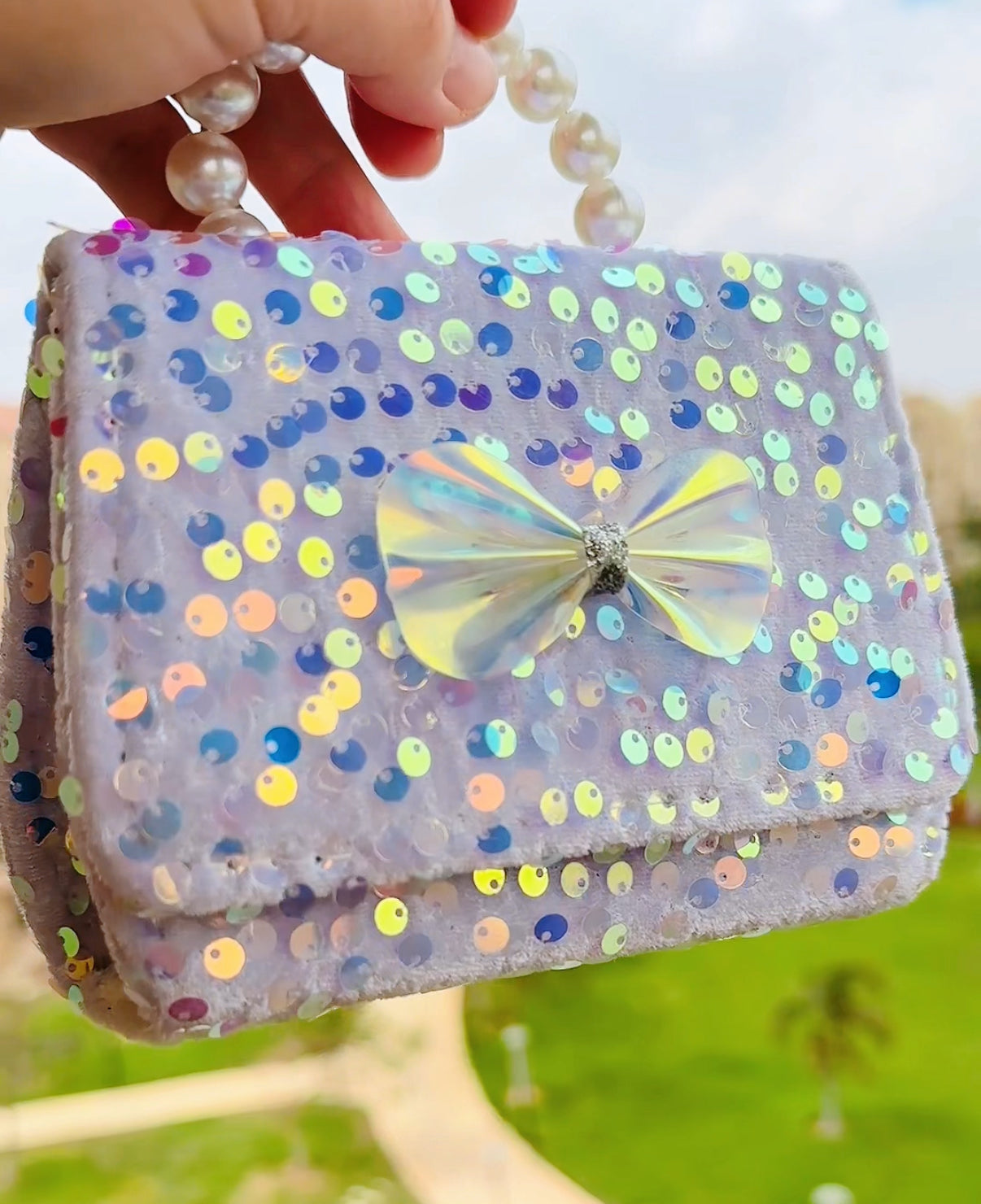 Cute bag with bow knot