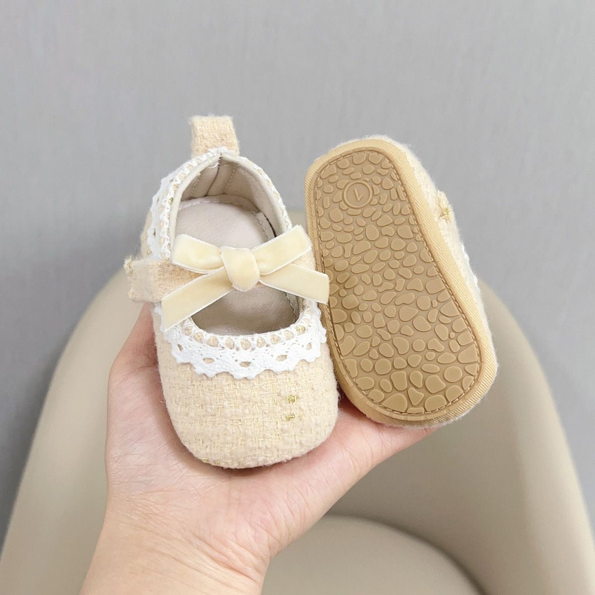 Beige baby pre-walker shoes rubber sole