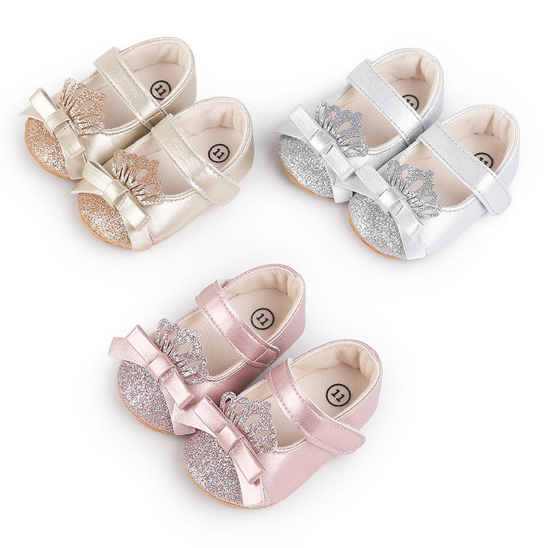 Baby pre-walker leather princess shoes with crown