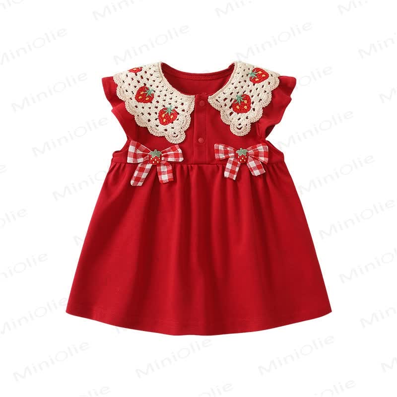 Oversized collar dress with embroidered strawberry and 2 bows red color
