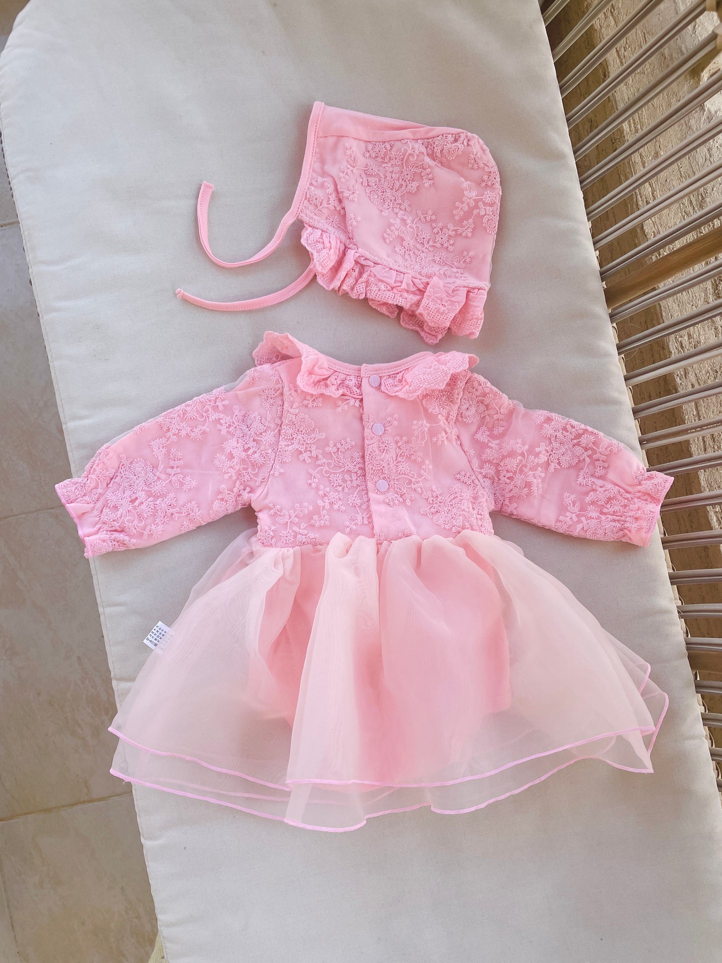set of 2 pcs long sleeve  dress with bow at waist + hat for baby girls 3 colors
