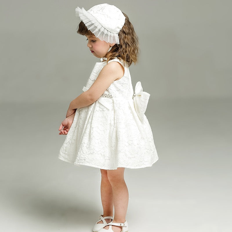 set of 2pcs White dress with big removable bow at back and silver line at waist + hat