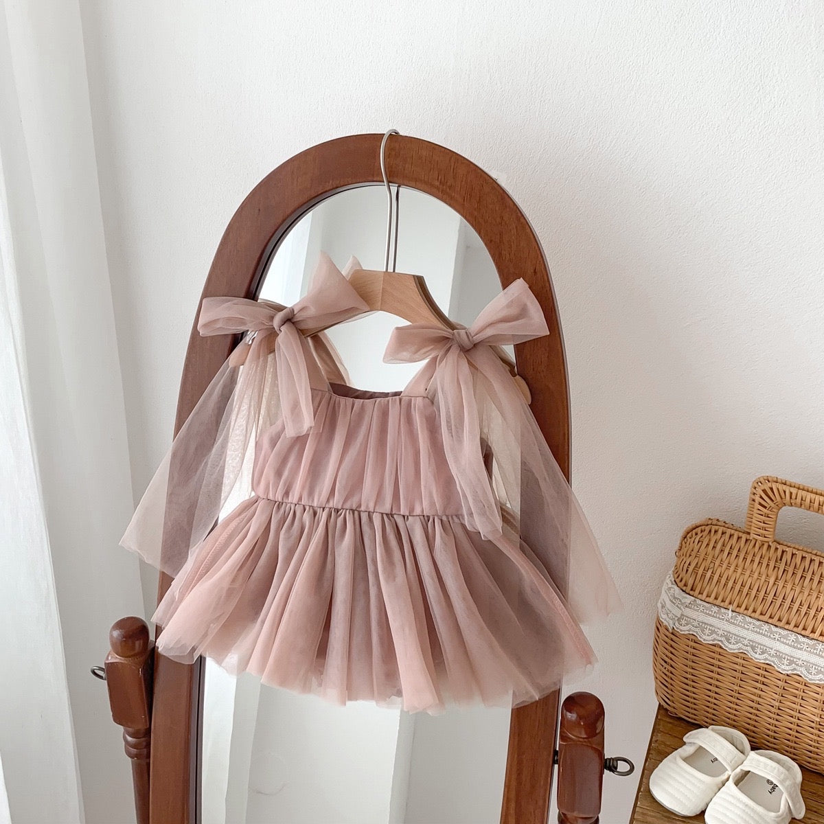 Baby Girl romper dress tulle skirt adjustable straps 2 color