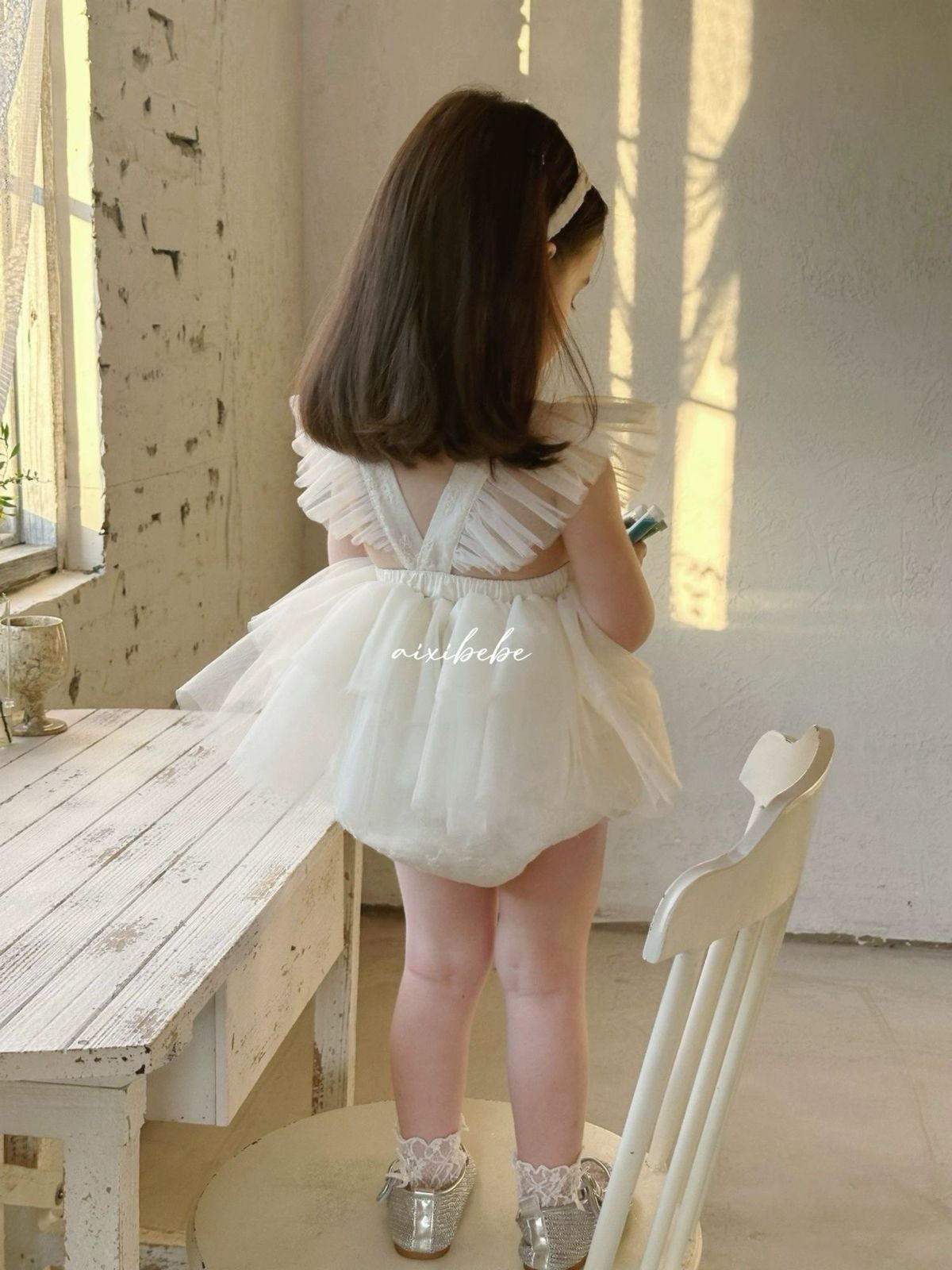 Sweet romper dress with flying sleeves beige color