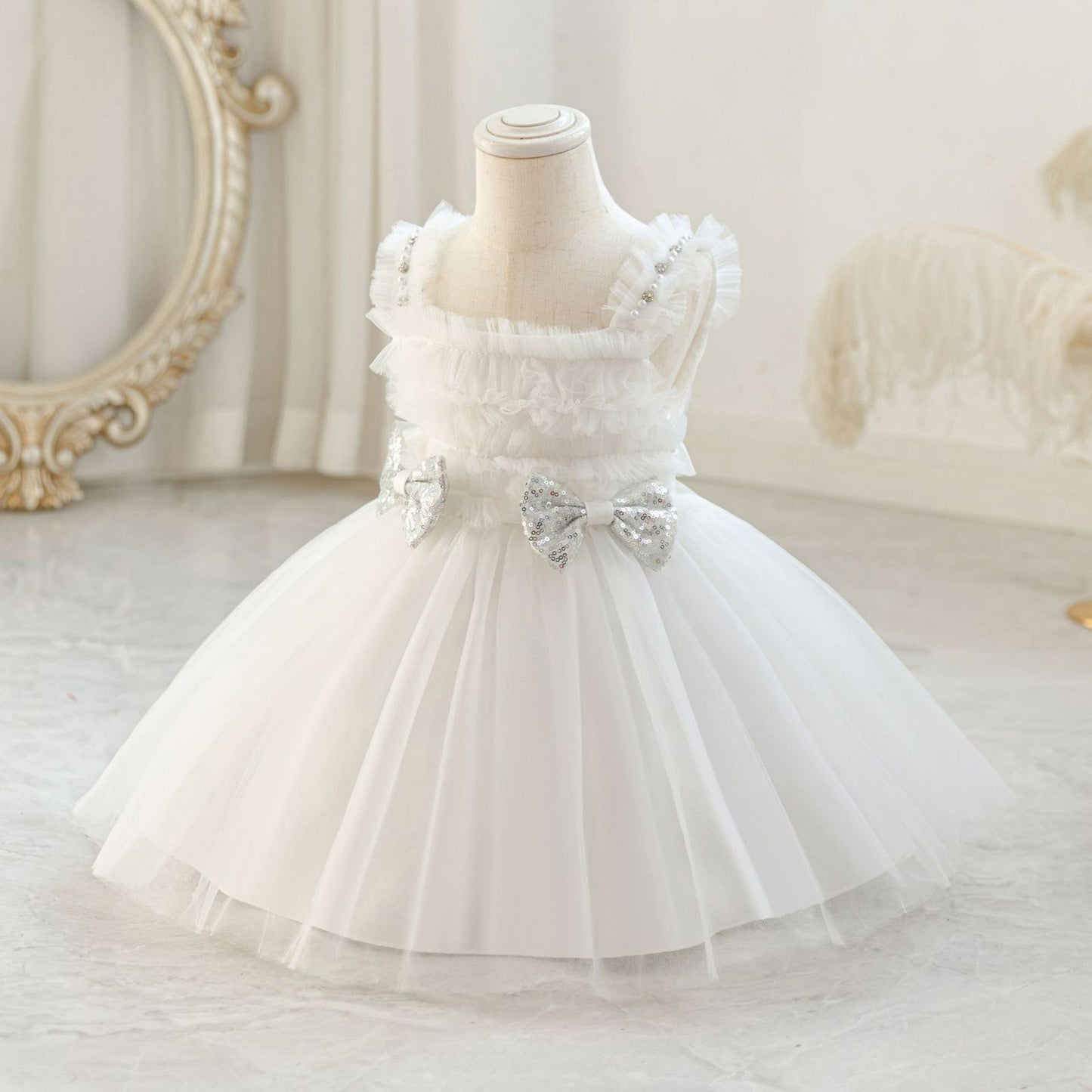 white princess dress with 2 bow knot