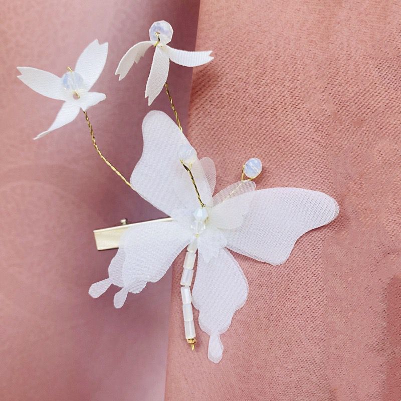 Butterfly hair clips