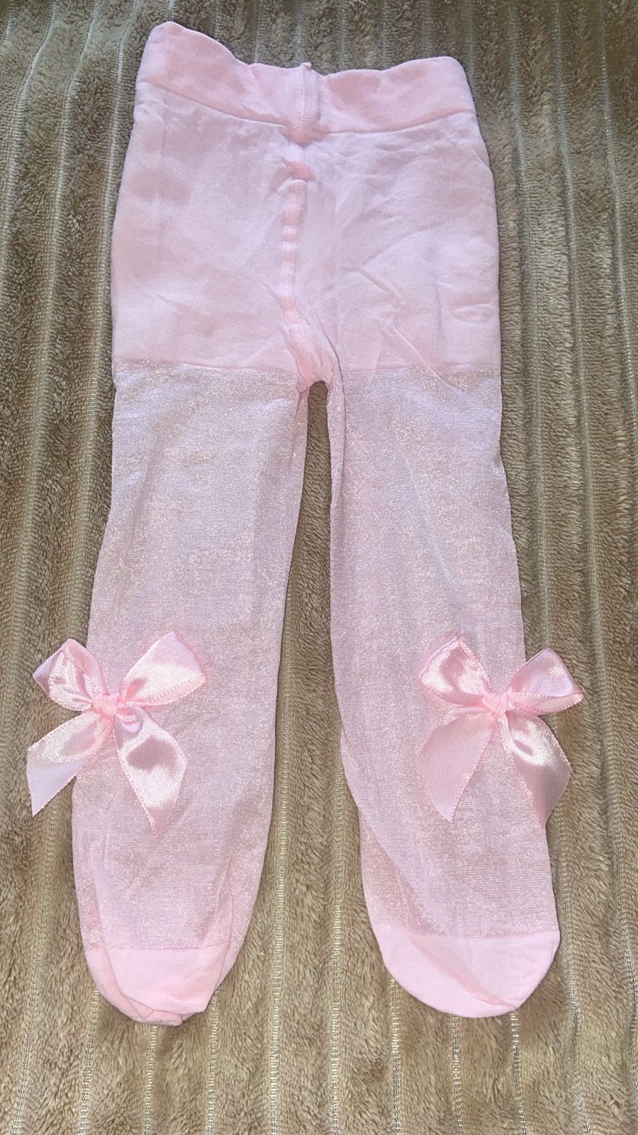 Pinky tight with bow knot