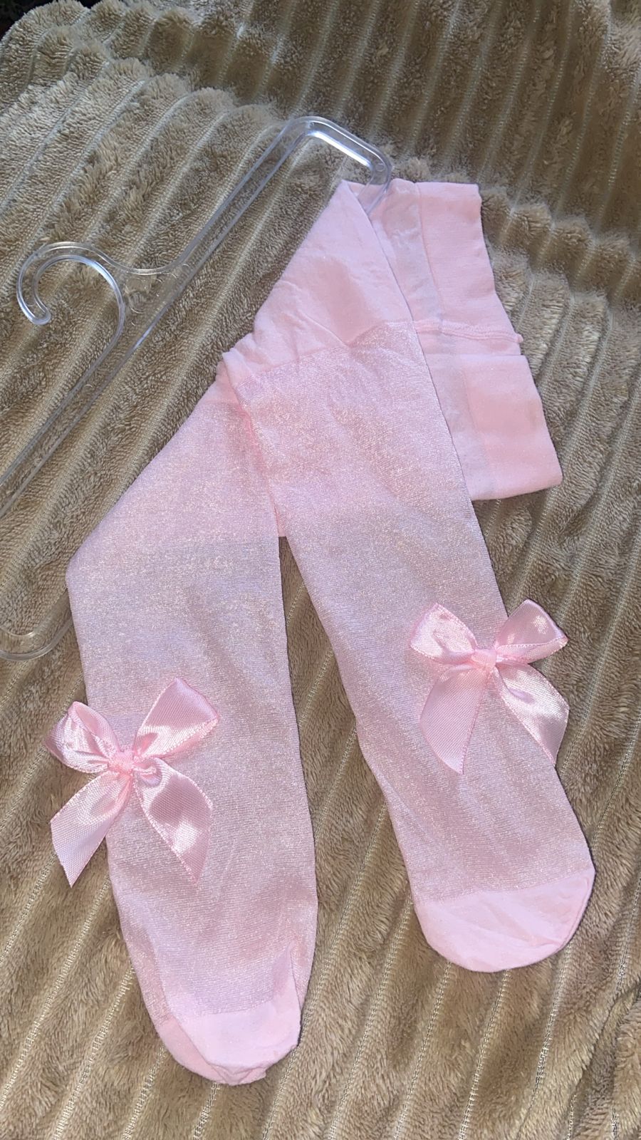Pinky tight with bow knot