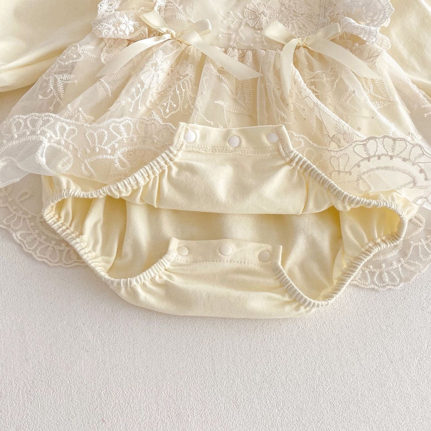 Long sleeve baby beige  romper dress with 2 bows