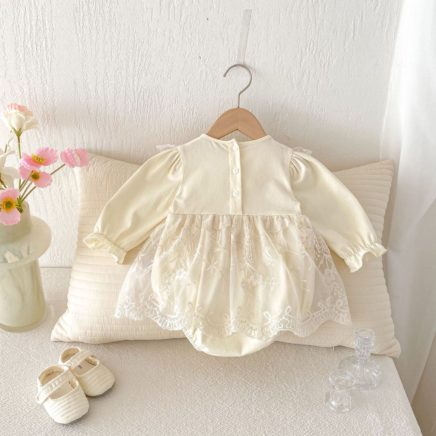 Long sleeve baby beige  romper dress with 2 bows