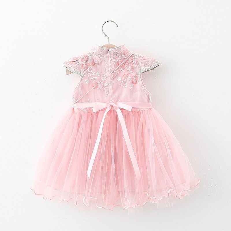 Flying sleeve girl dress with tulle skirt and bag