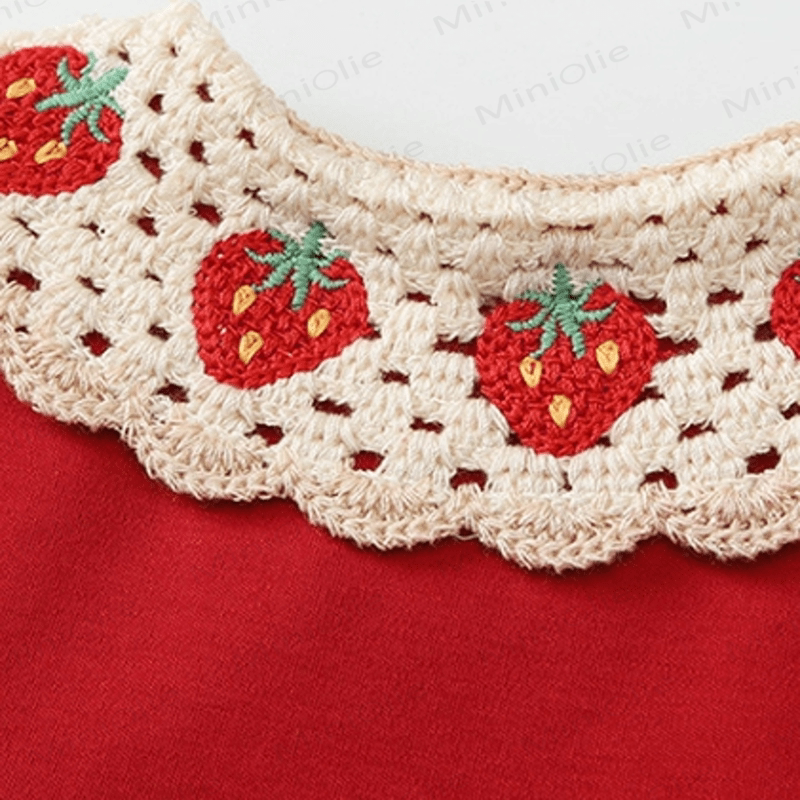 Oversized collar dress with embroidered strawberry and 2 bows red color