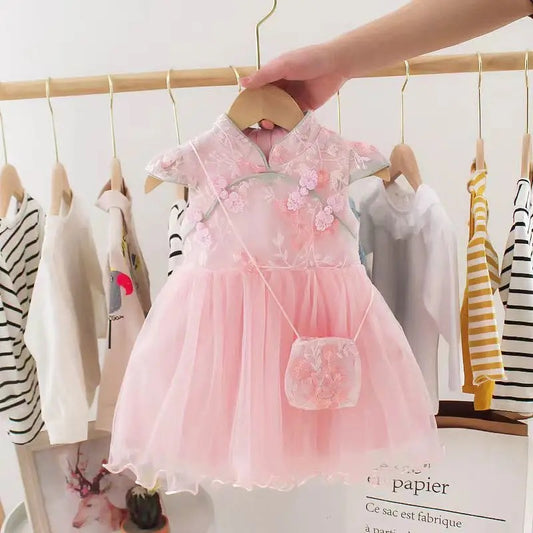 Flying sleeve girl dress with tulle skirt and bag