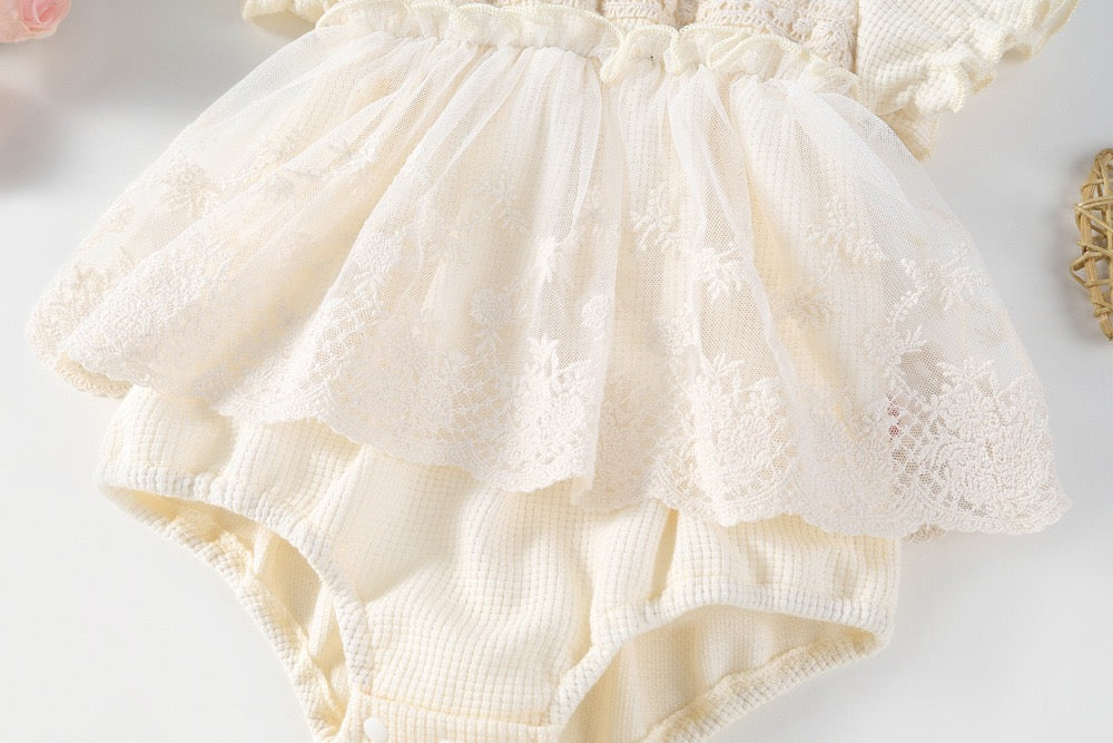 Short sleeve waffle romper dress ruffle collar beige