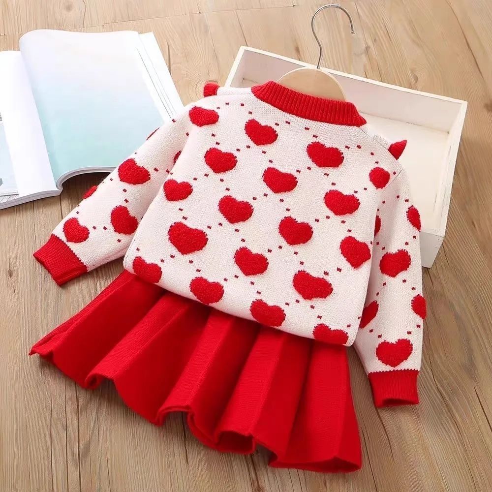 Set of 2pcs knitted jacket + skirt .