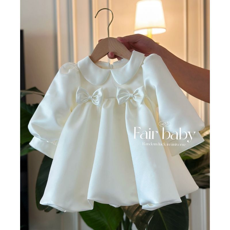 Elegant satin dress with 2 bow knot