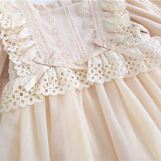 2 pcs set girl long sleeve dress ith lovely lace and bow knot + headband beige color