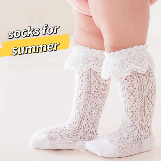 White Cotton baby socks with lace for summer