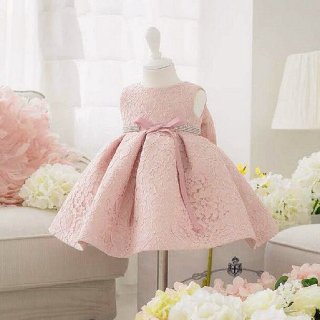 Pink dress with big removable bow knot + hat