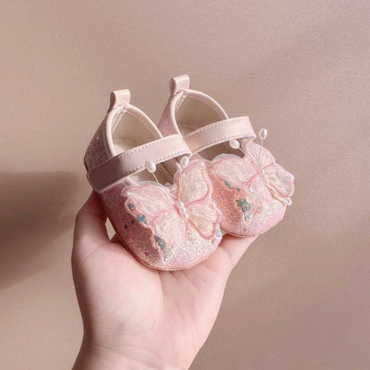 Baby shoes with butterfly