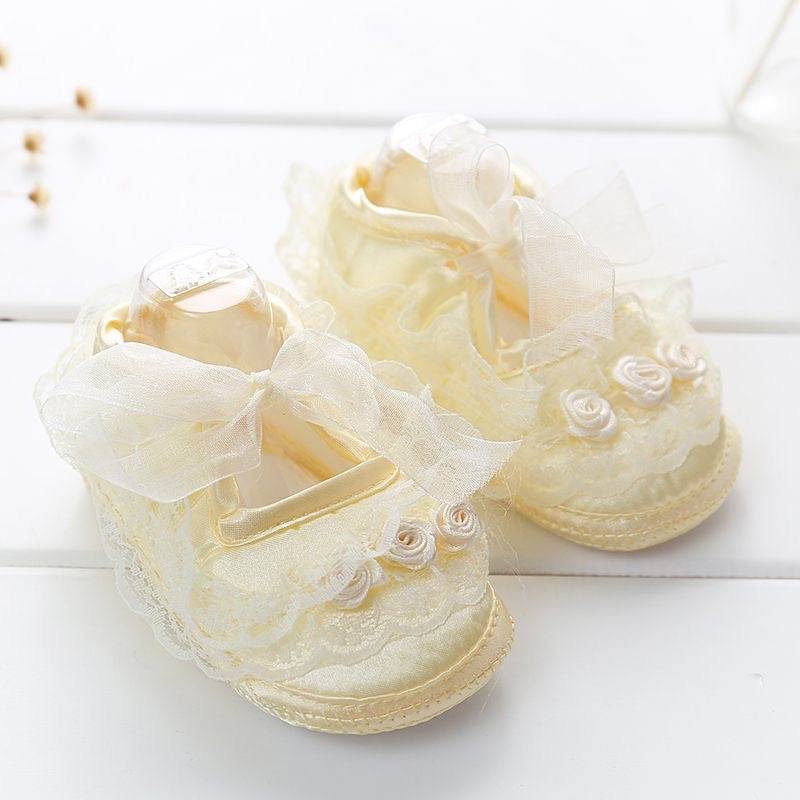 Baby pre-walker shoes lace and silk