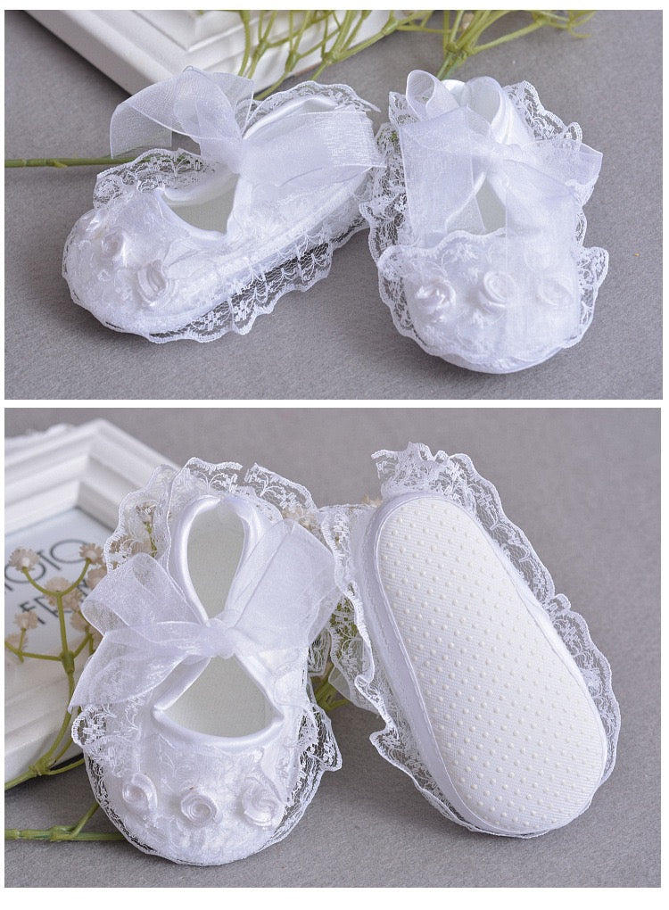 Baby pre-walker shoes lace and silk